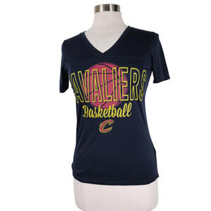 Cleveland Cavaliers Women's S V Neck T Shirt NBA LeBron James